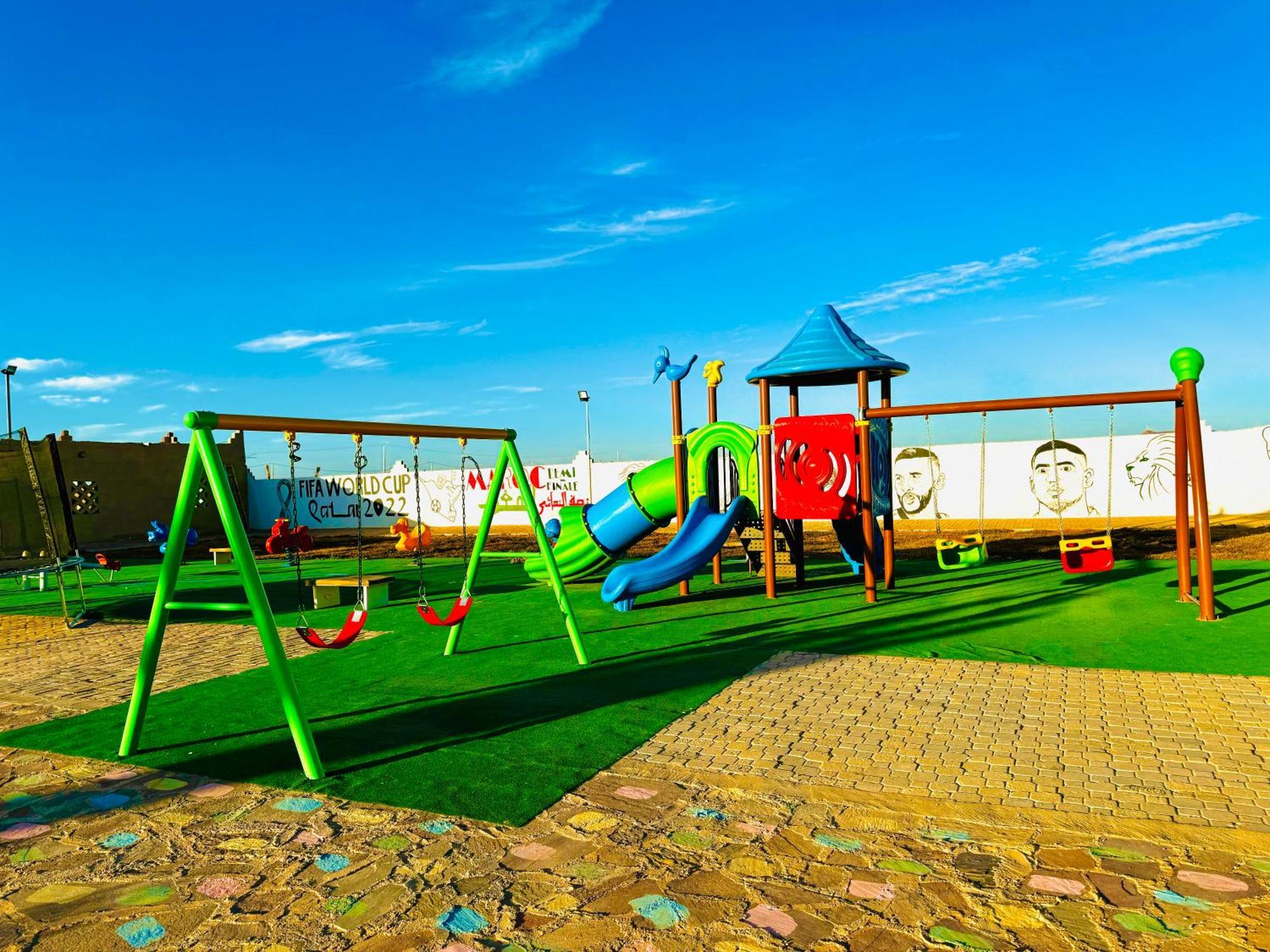 エルフード Complexe L'Oasis Bed & Breakfast エクステリア 写真