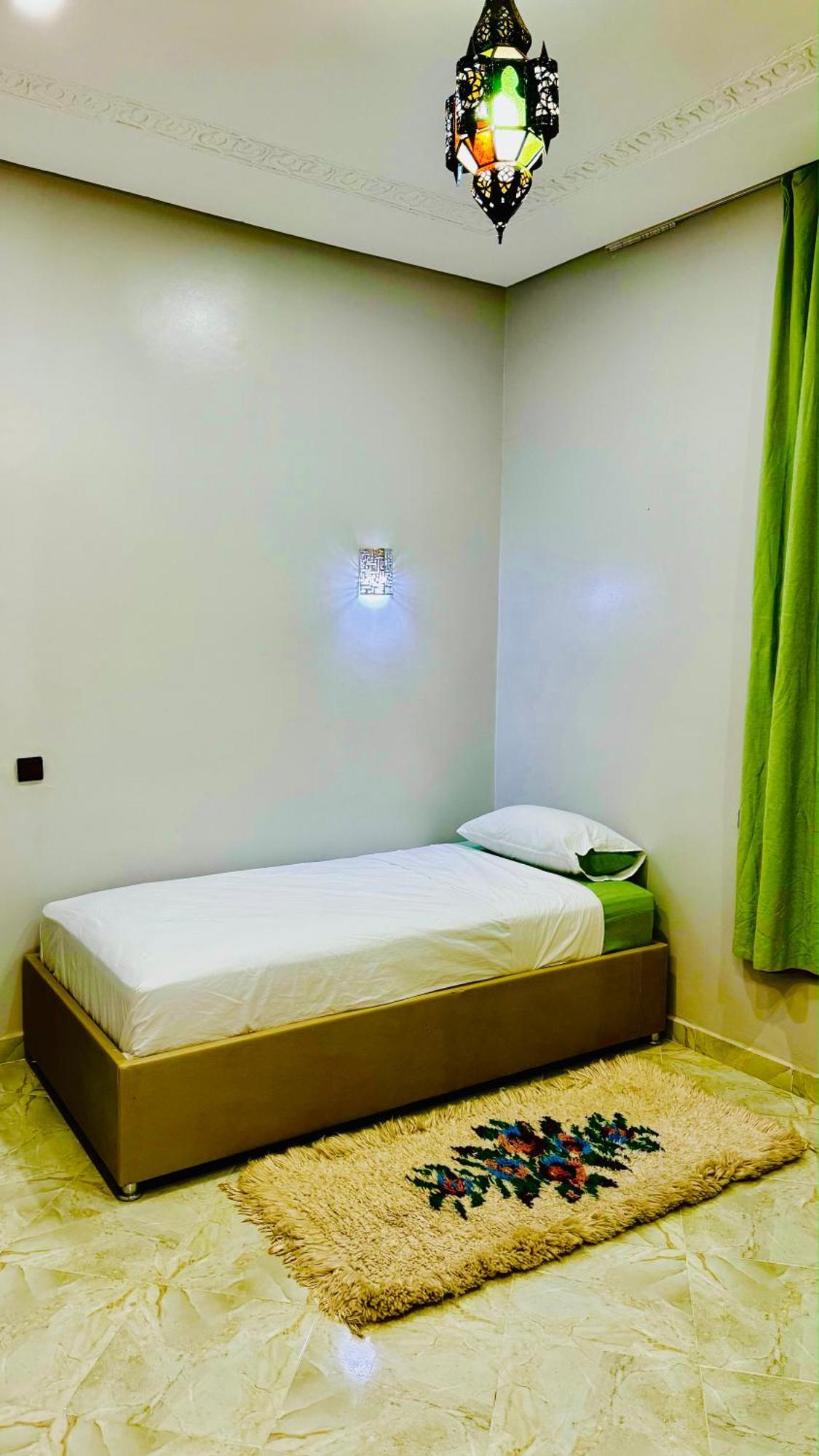 エルフード Complexe L'Oasis Bed & Breakfast エクステリア 写真