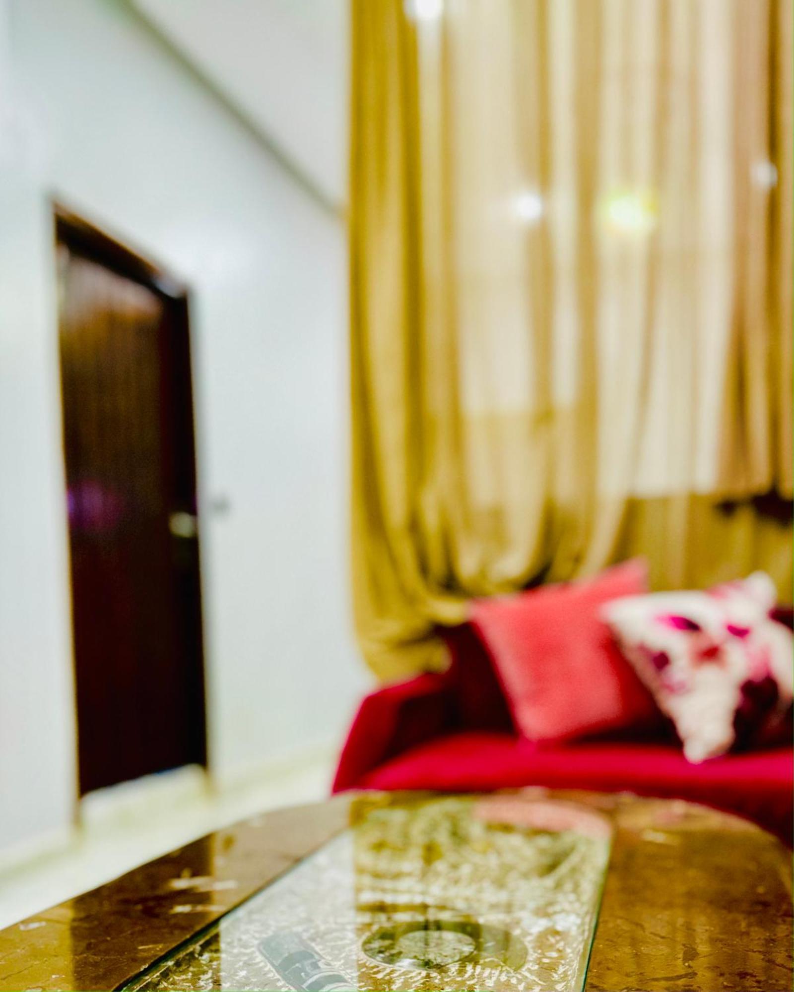 エルフード Complexe L'Oasis Bed & Breakfast エクステリア 写真